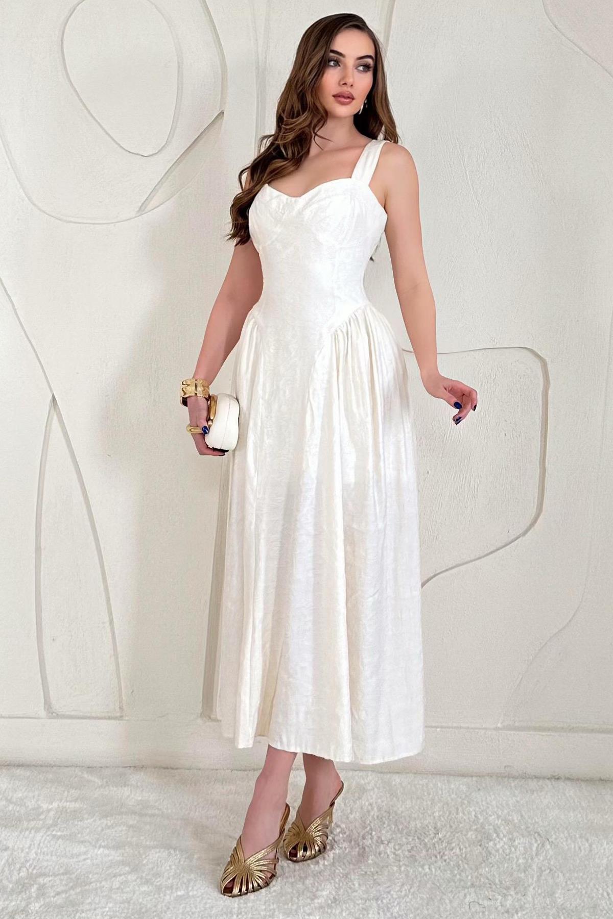 Bej Göğüs Kulplu Kloş Elbise