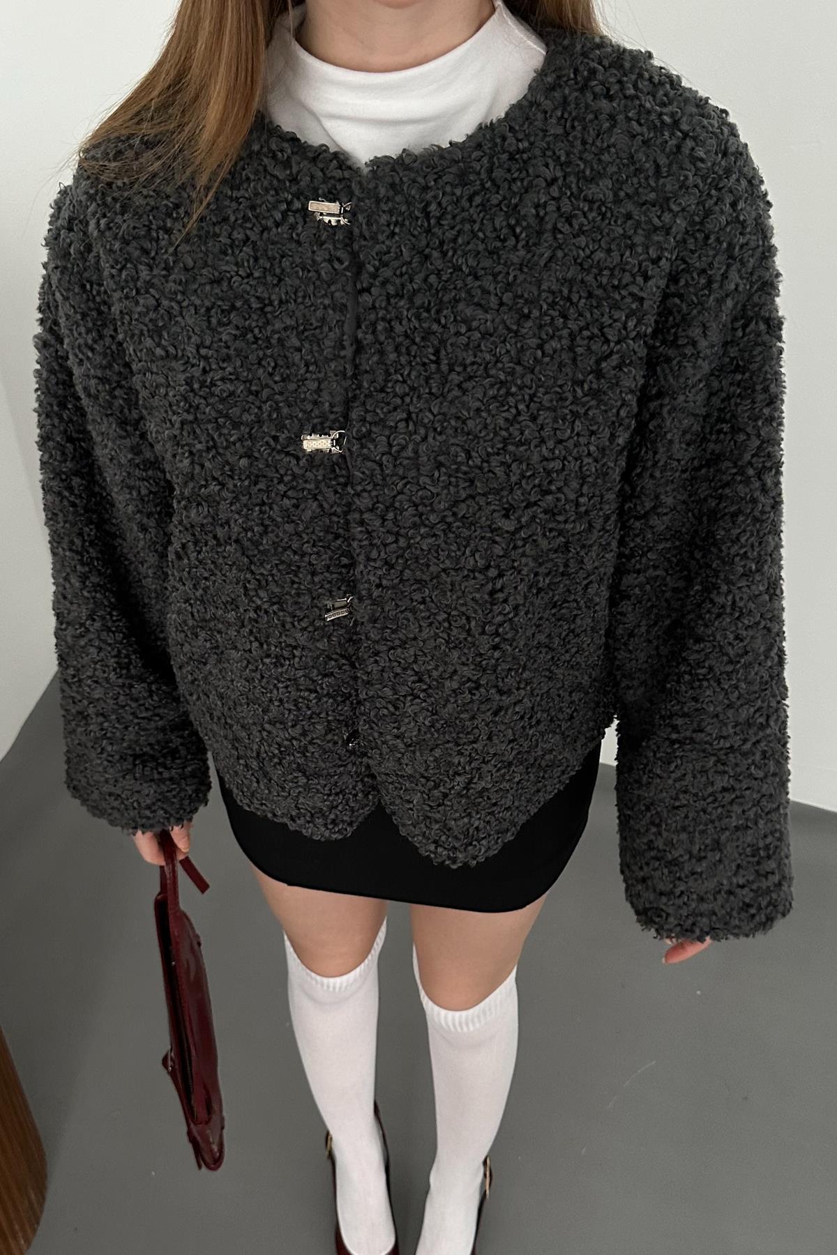 Gri Peluş Kısa Ceket