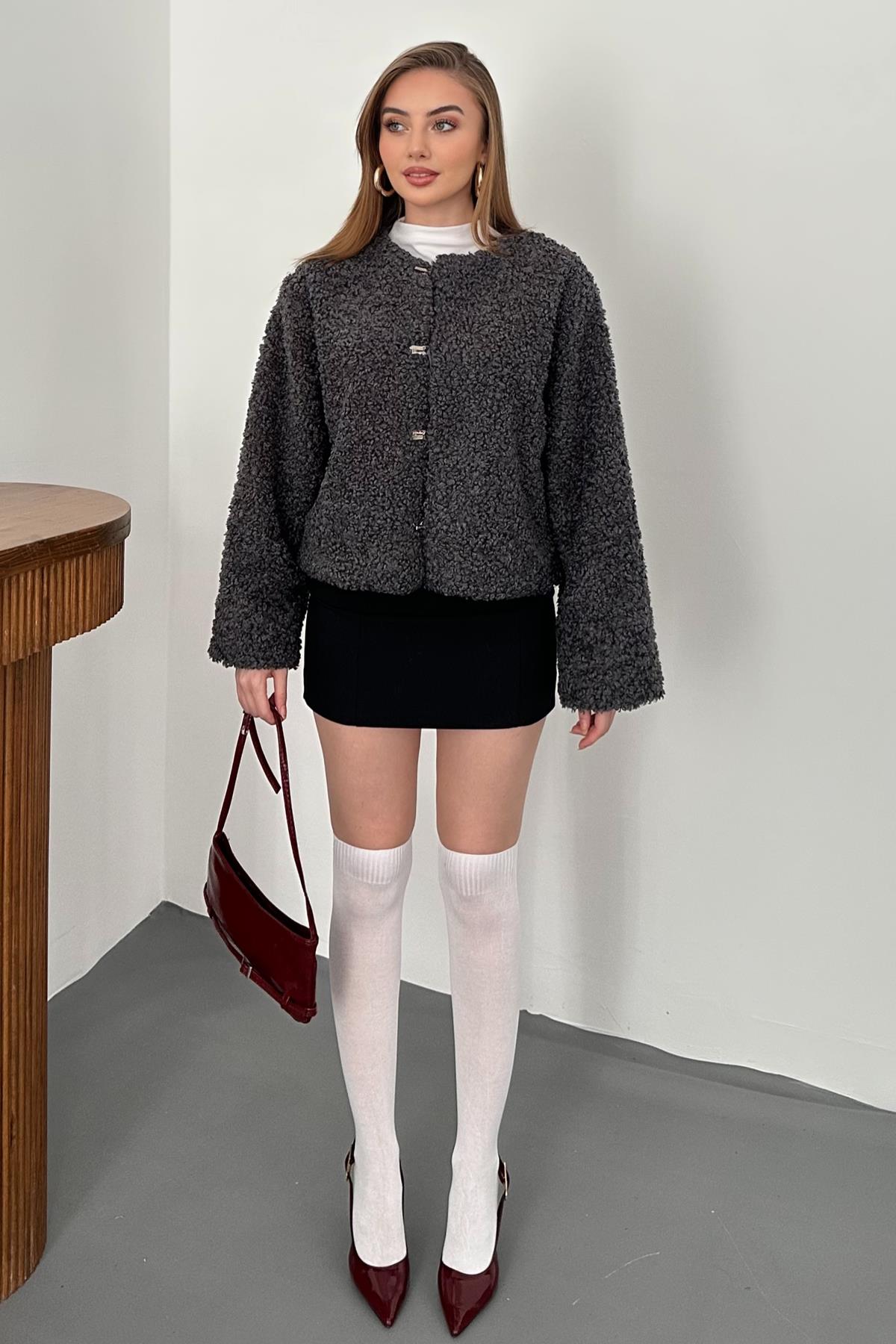 Gri Peluş Kısa Ceket