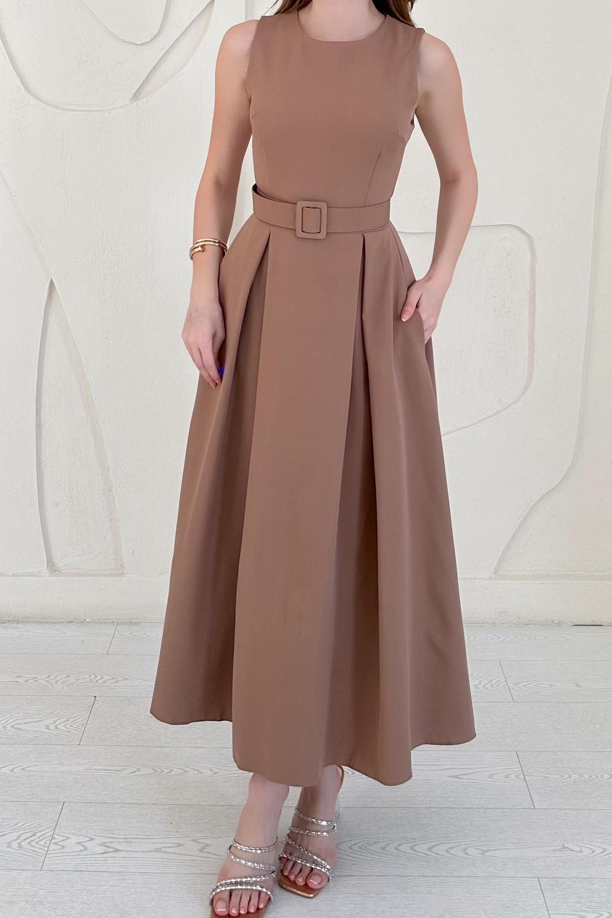 Vizon Halter Yaka Kloş Elbise