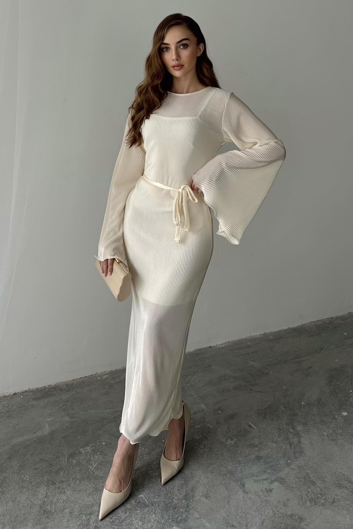 Ekru İspanyol Kol Piliseli Elbise