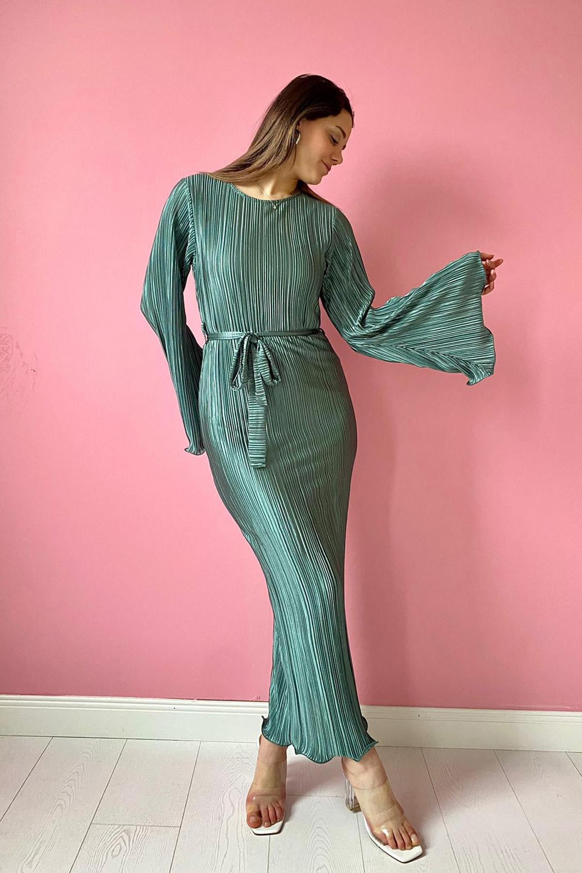 Mint İspanyol Kol Piliseli Elbise