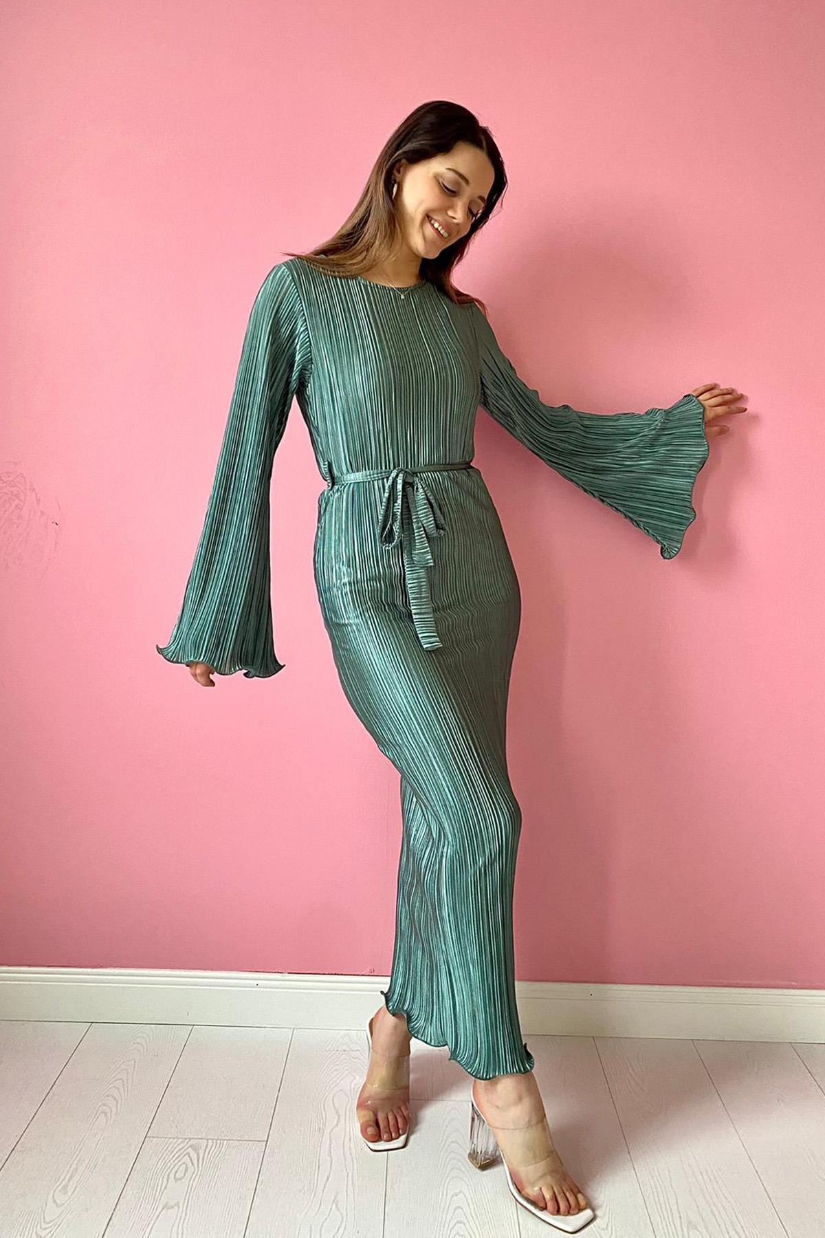 Mint İspanyol Kol Piliseli Elbise