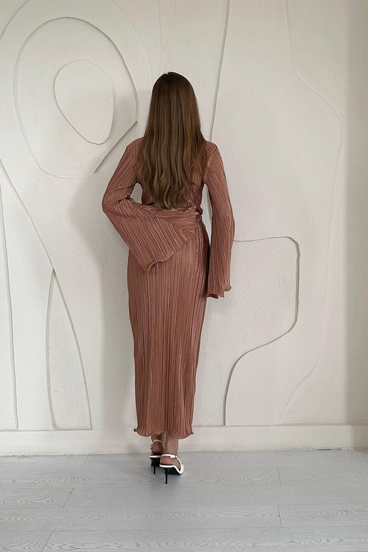 Spanish Sleeve Pleated Dress