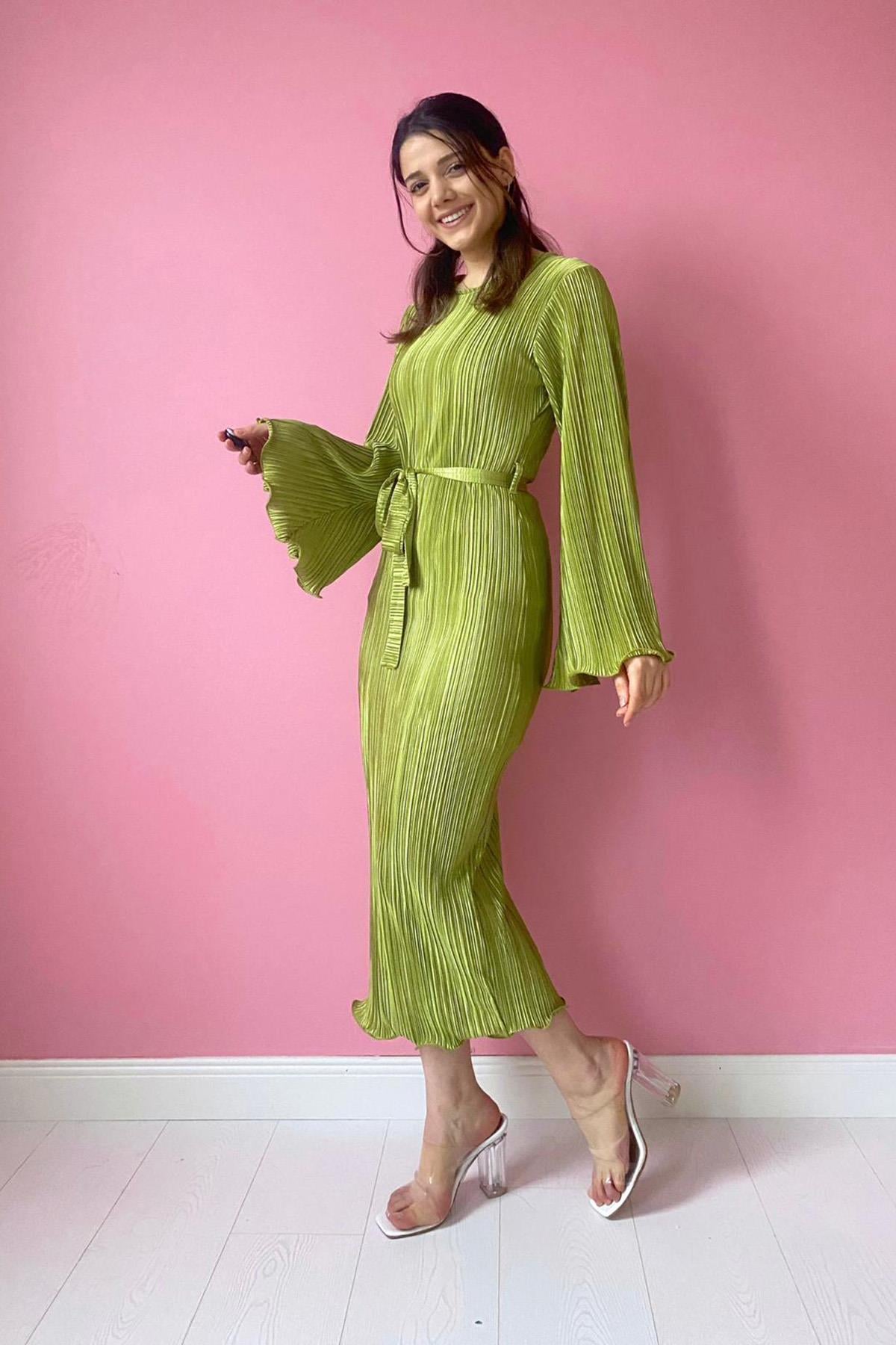 Spanish Sleeve Pleated Dress