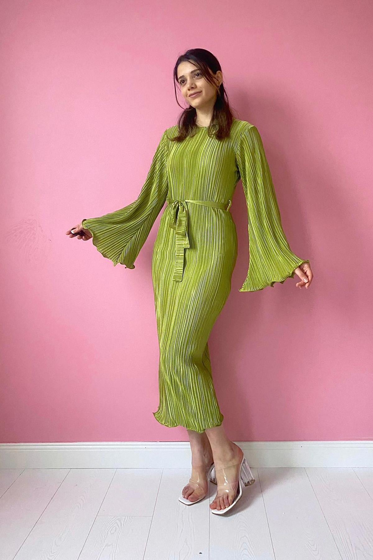 Spanish Sleeve Pleated Dress