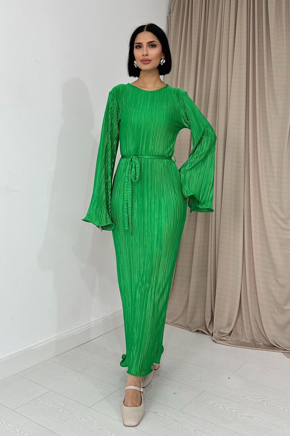 Yeşil İspanyol Kol Piliseli Elbise