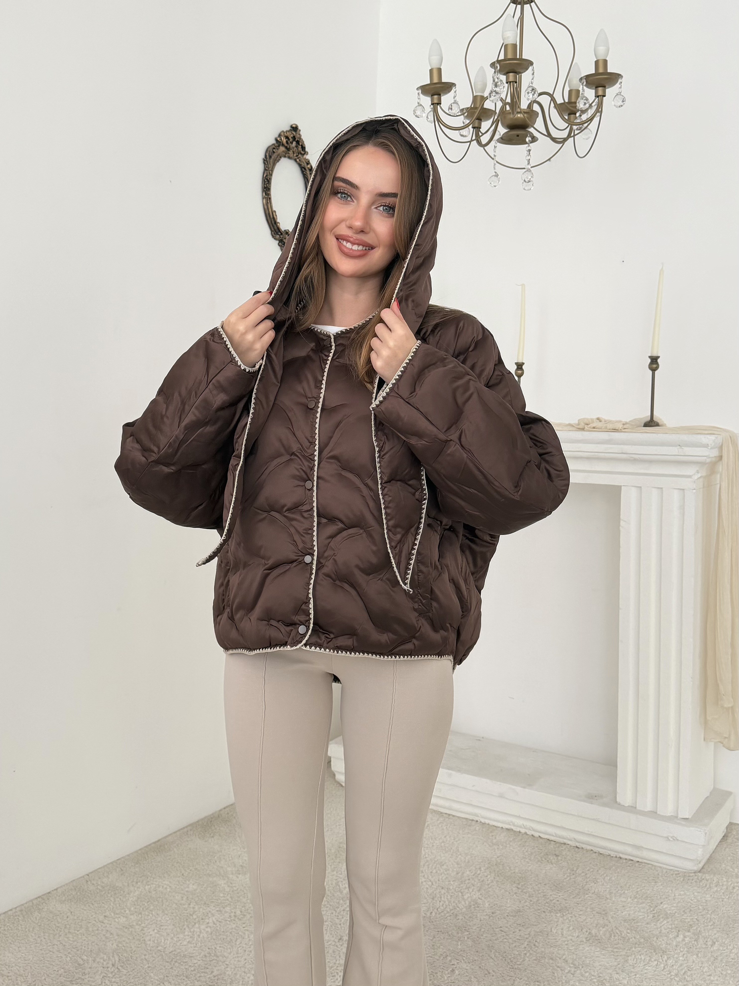 Kahve Dikiş Detaylı Mont