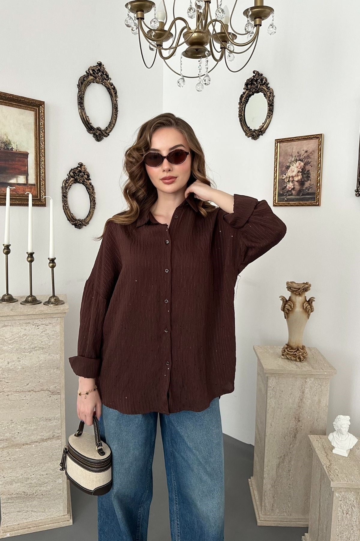 Kahverengi Nakışlı Oversize Gömlek