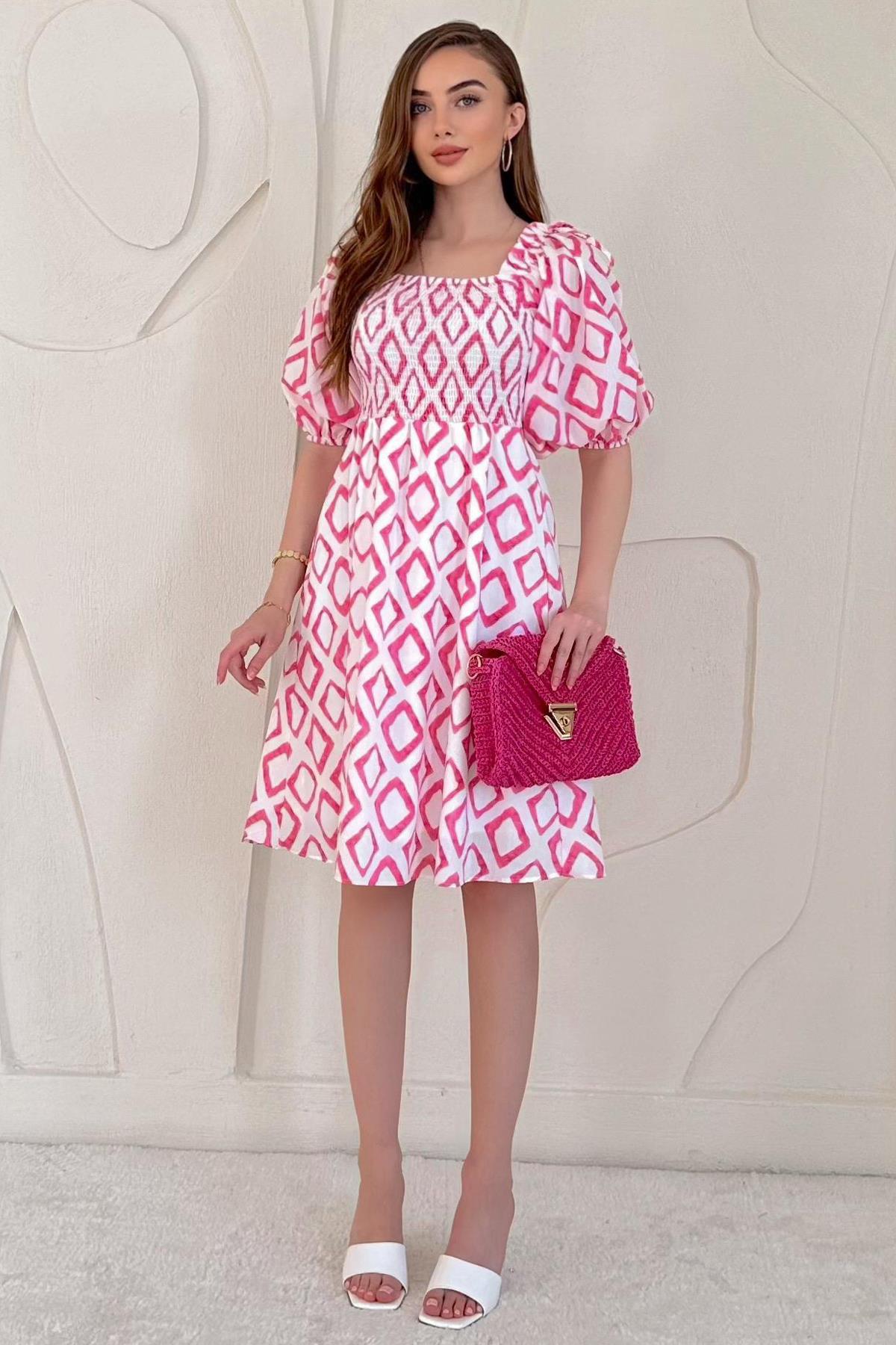 Pembe Kare Desenli Yazlık Elbise