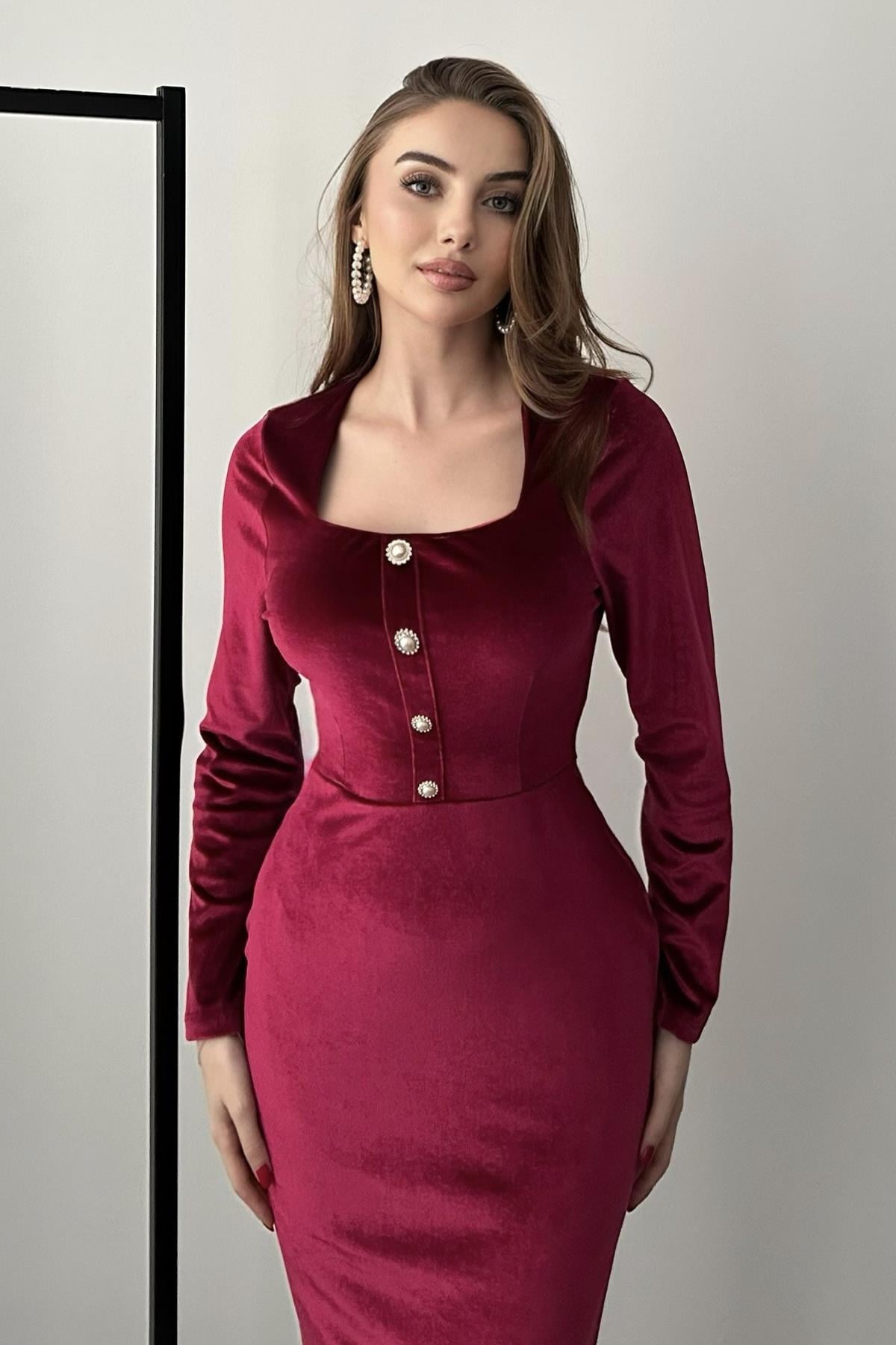 Bordo Kare Yaka Eteği Volanlı Kadife Elbise