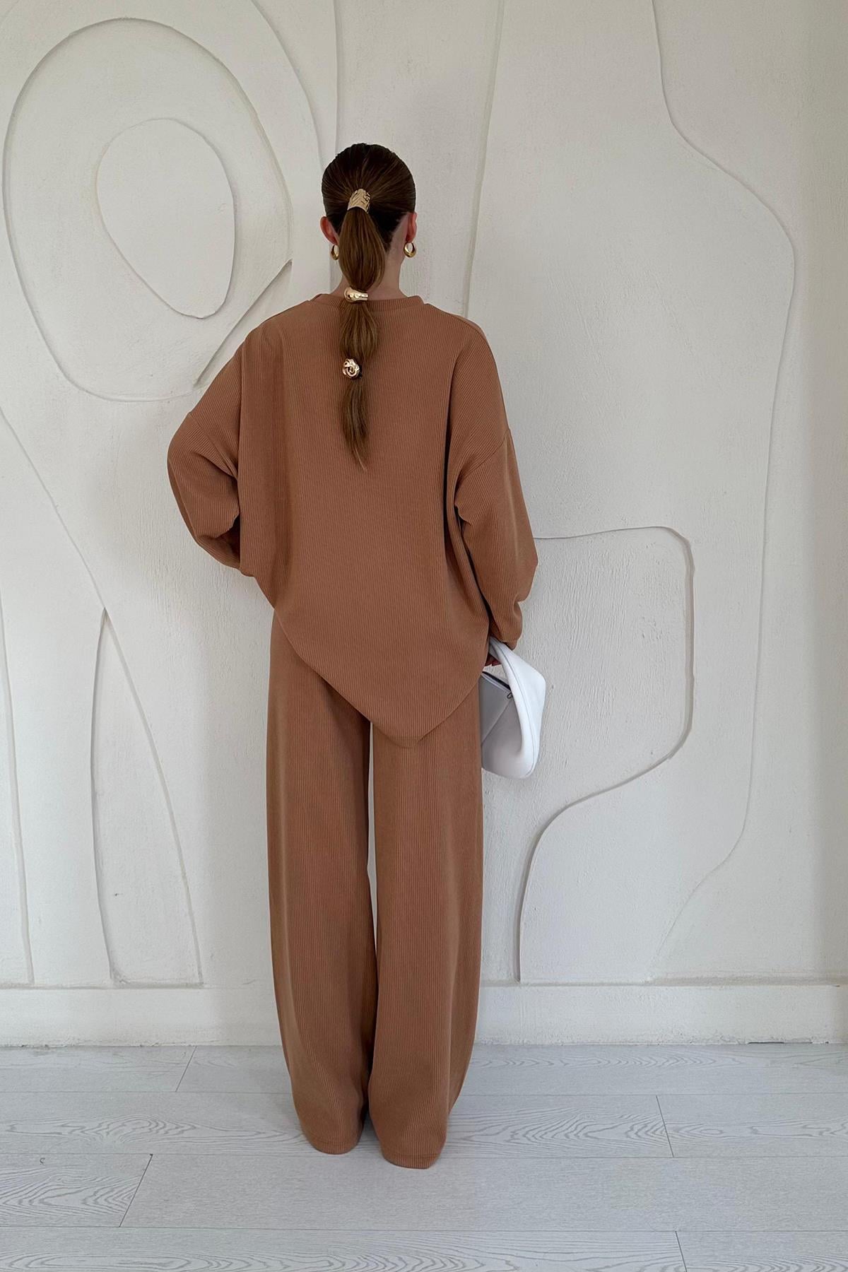 Camel Klasik Fitilli Kazak ve Pantolon Takım