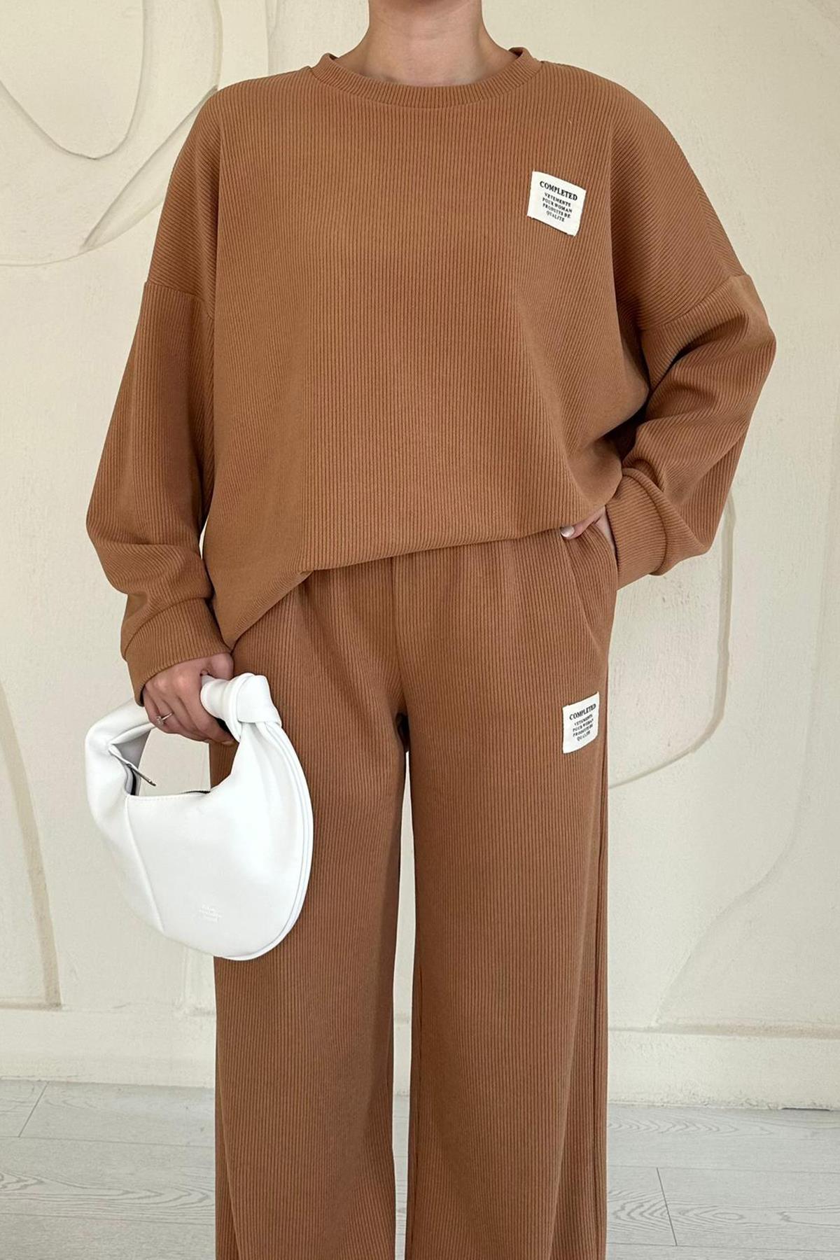 Camel Klasik Fitilli Kazak ve Pantolon Takım
