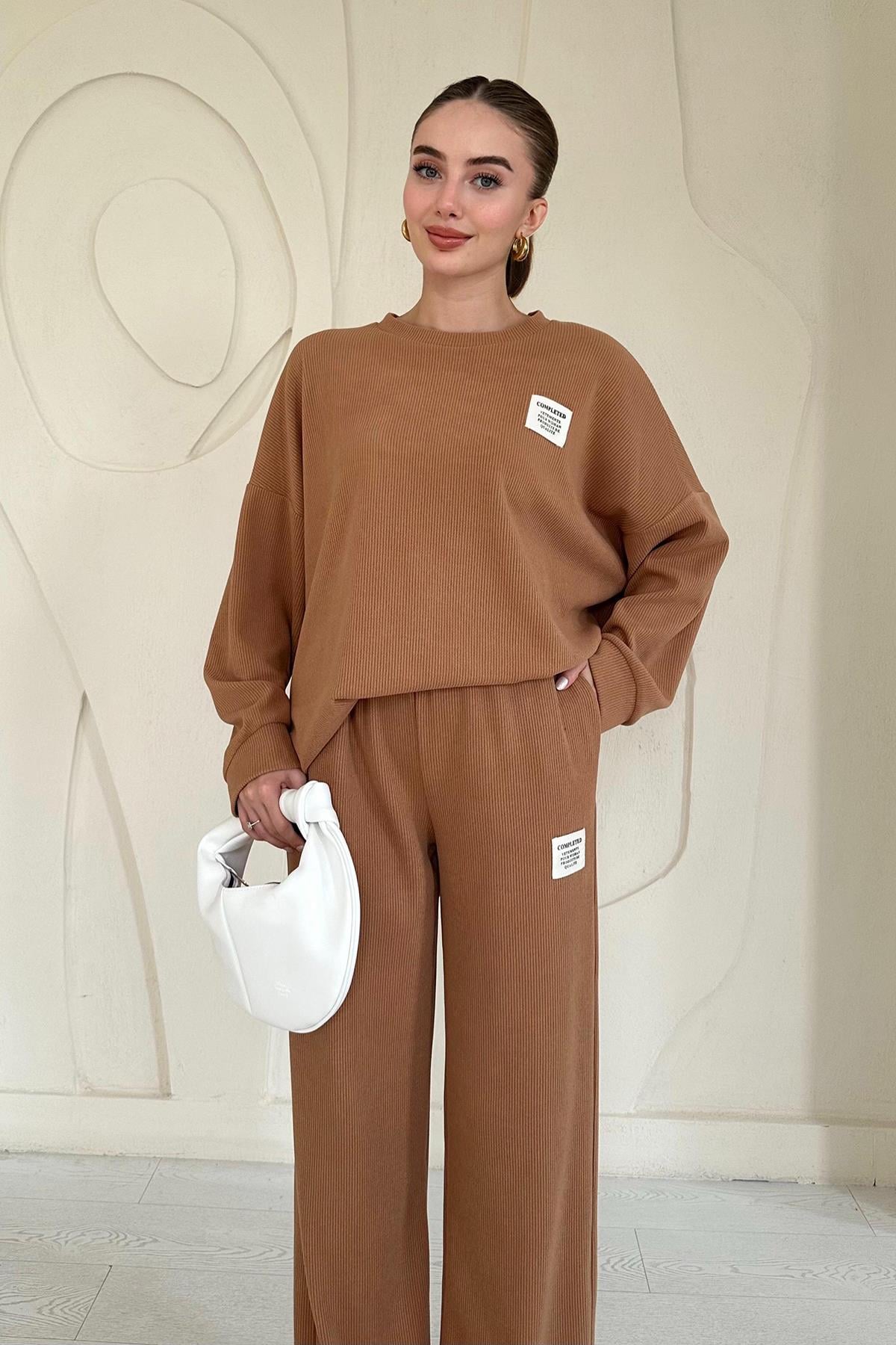 Camel Klasik Fitilli Kazak ve Pantolon Takım