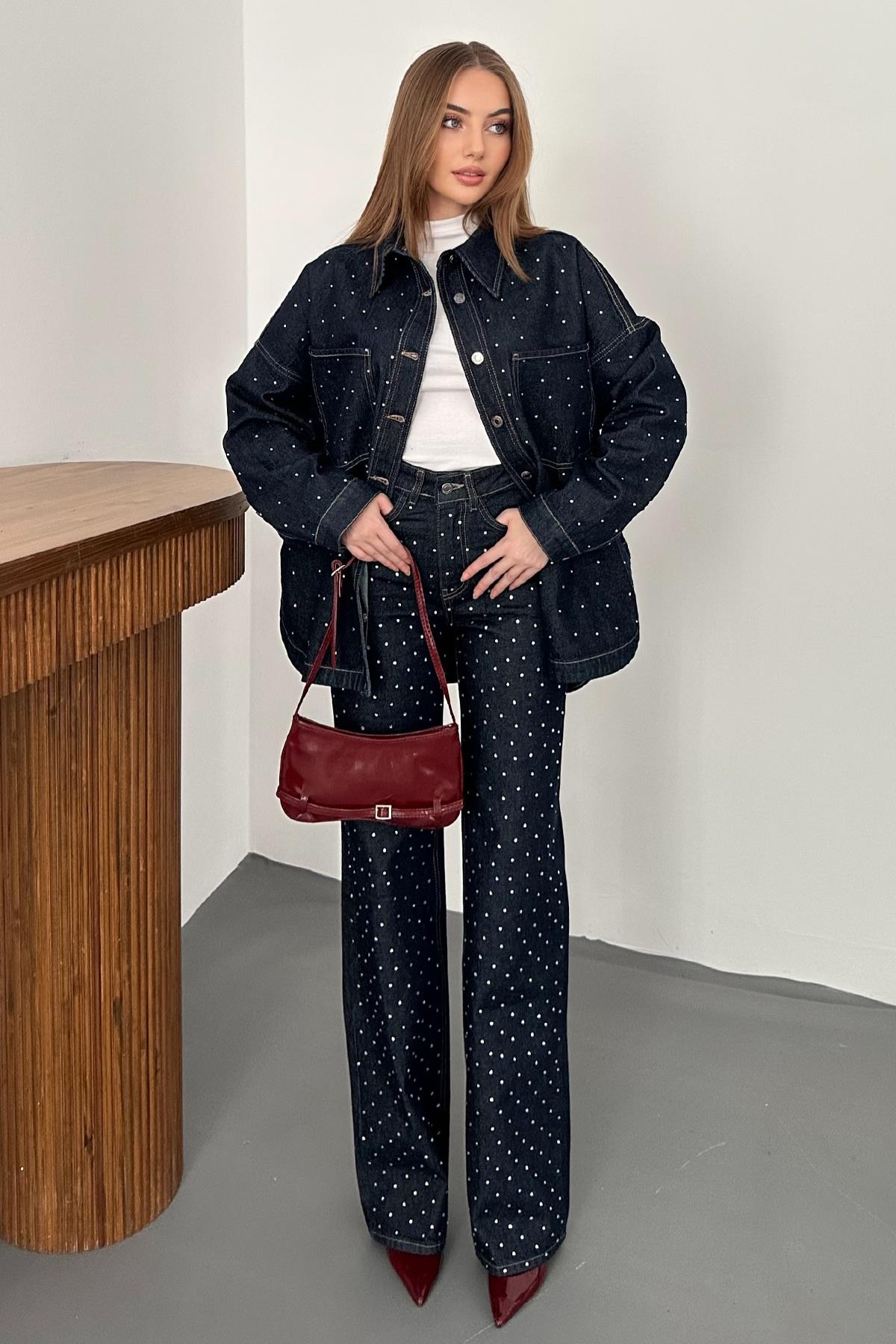 Lacivert Taş Detaylı Kot Takım