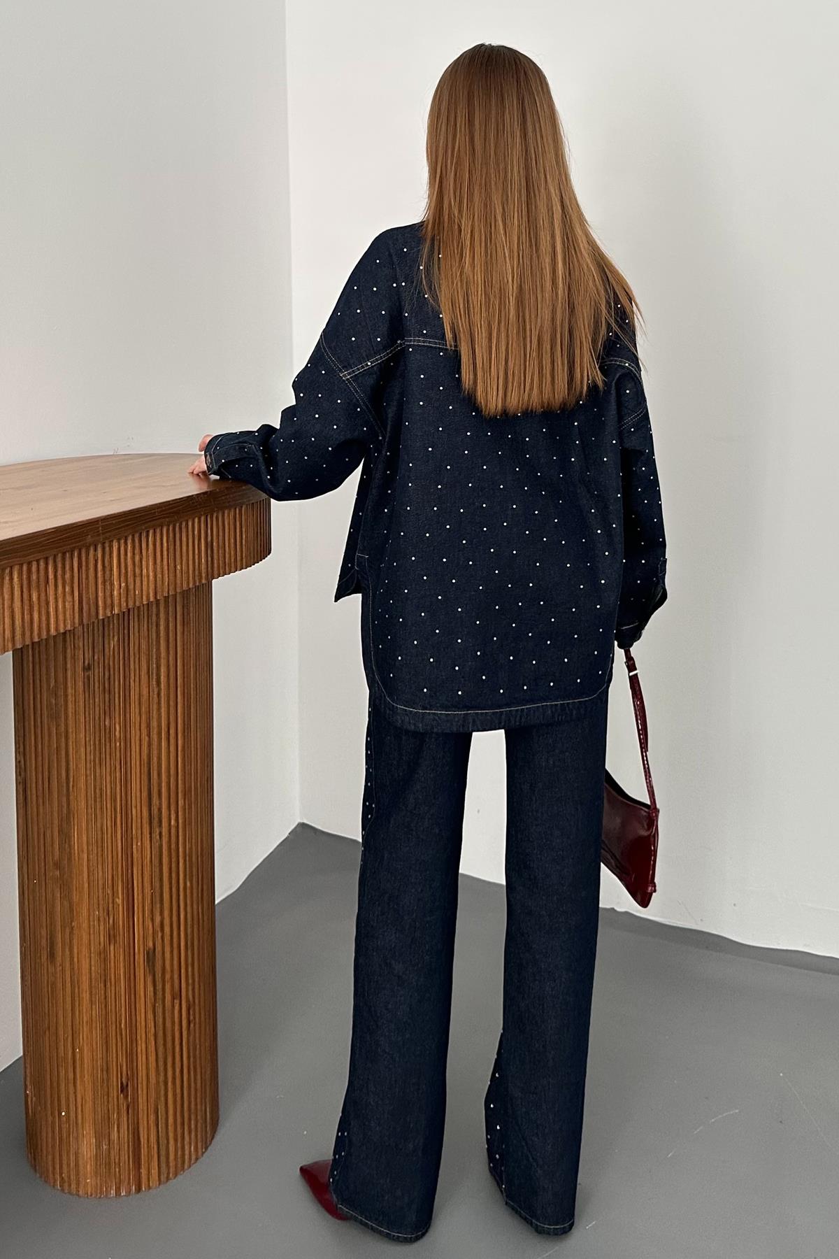 Lacivert Taş Detaylı Kot Takım