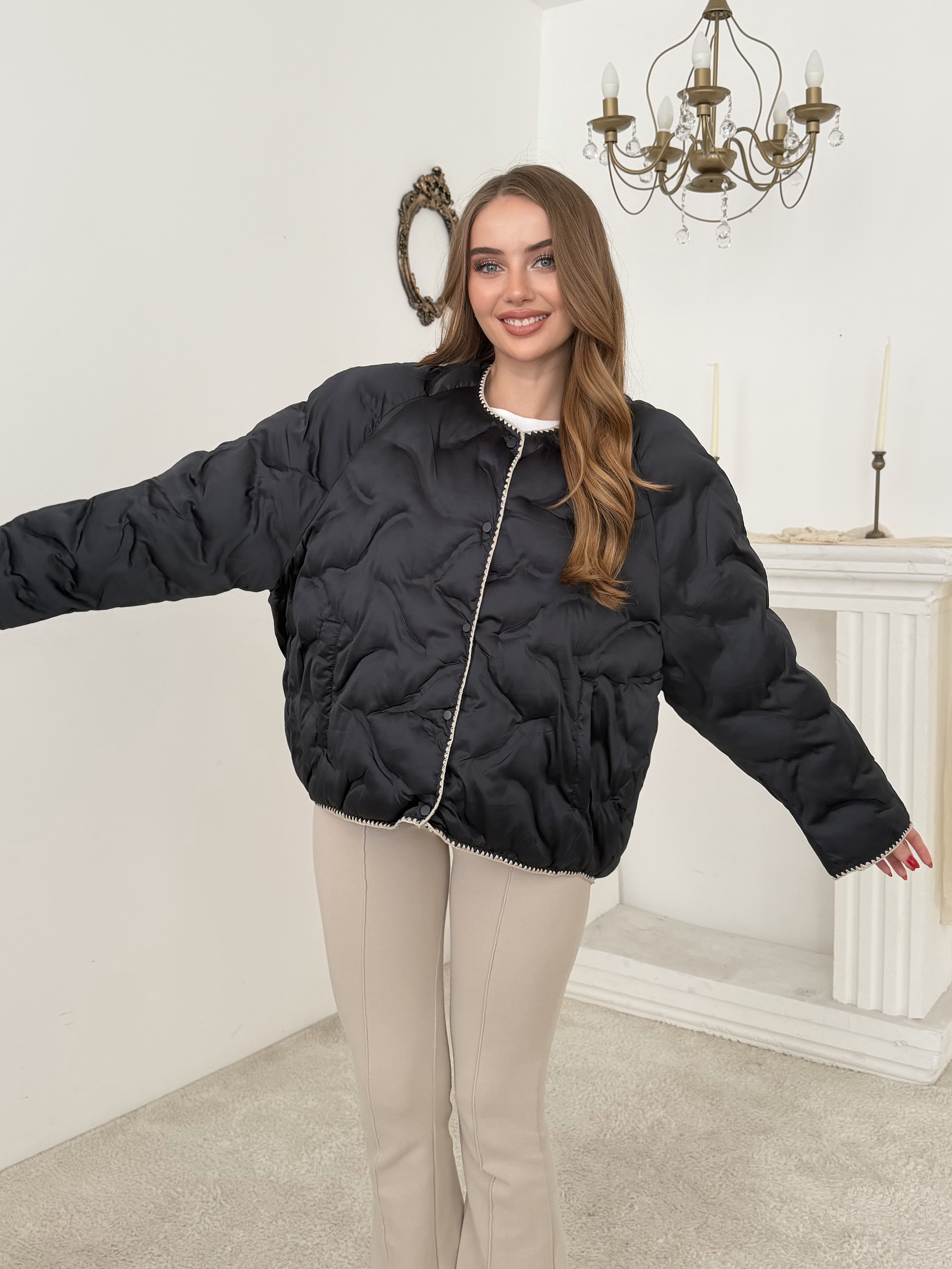 Mavi Dikiş Detaylı Mont