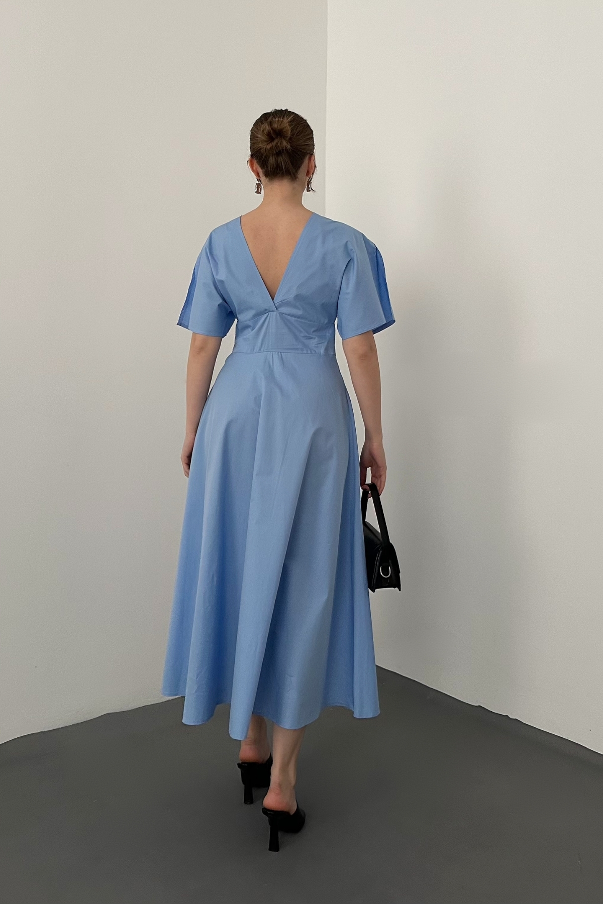 Mavi Düğmeli Midi Boy Poplin Elbise