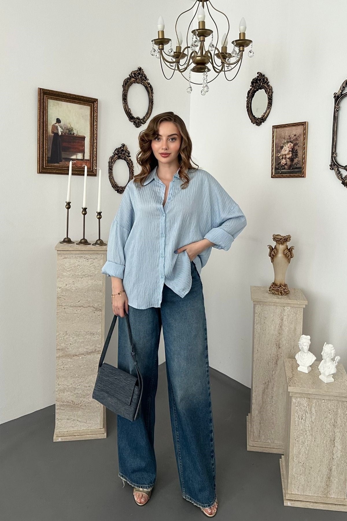 Mavi Nakışlı Oversize Gömlek