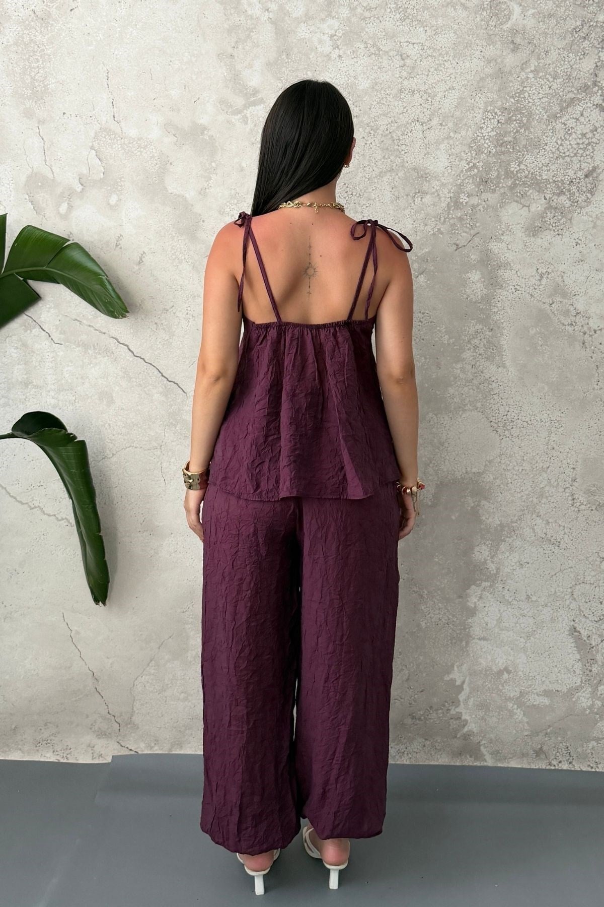 Mürdüm Boyundan Bağlamalı Bluz Pantolon Takım