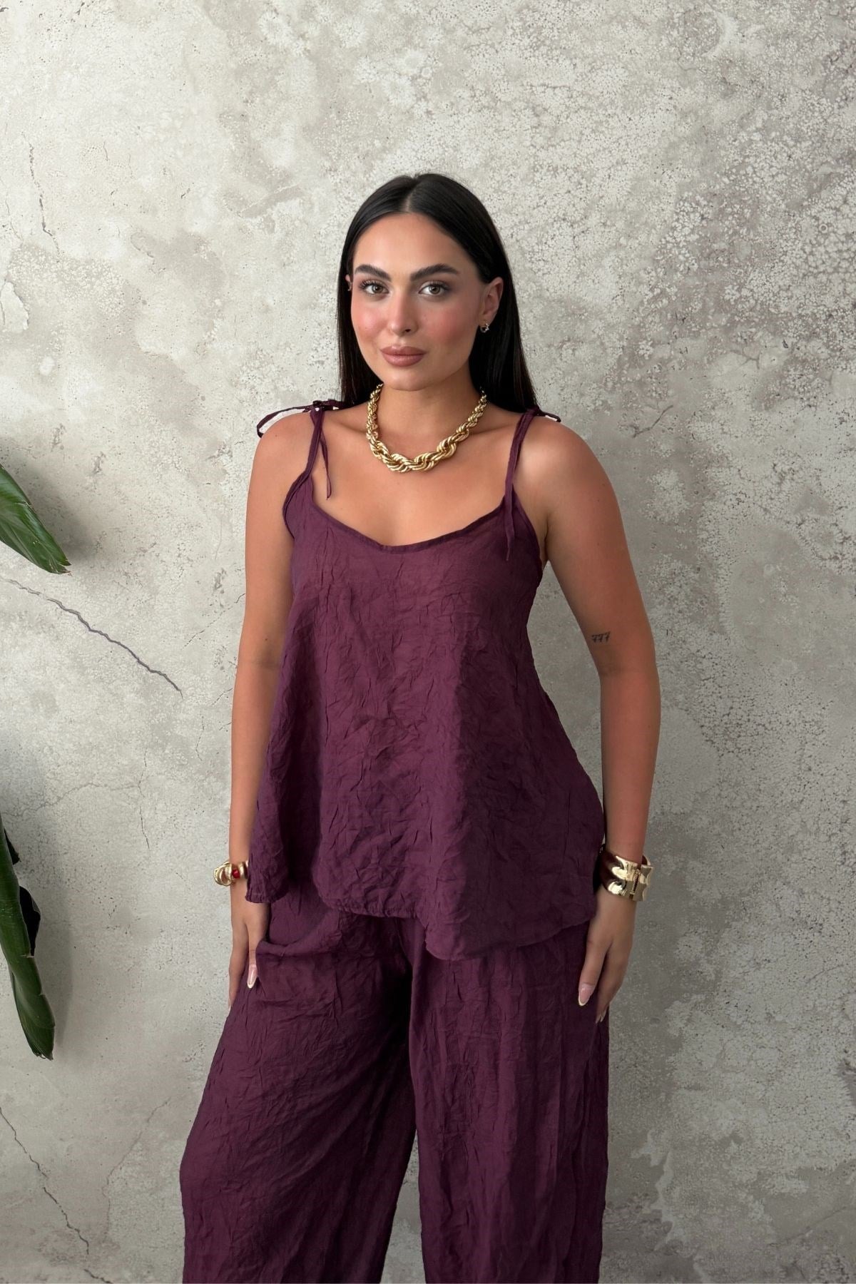 Mürdüm Boyundan Bağlamalı Bluz Pantolon Takım