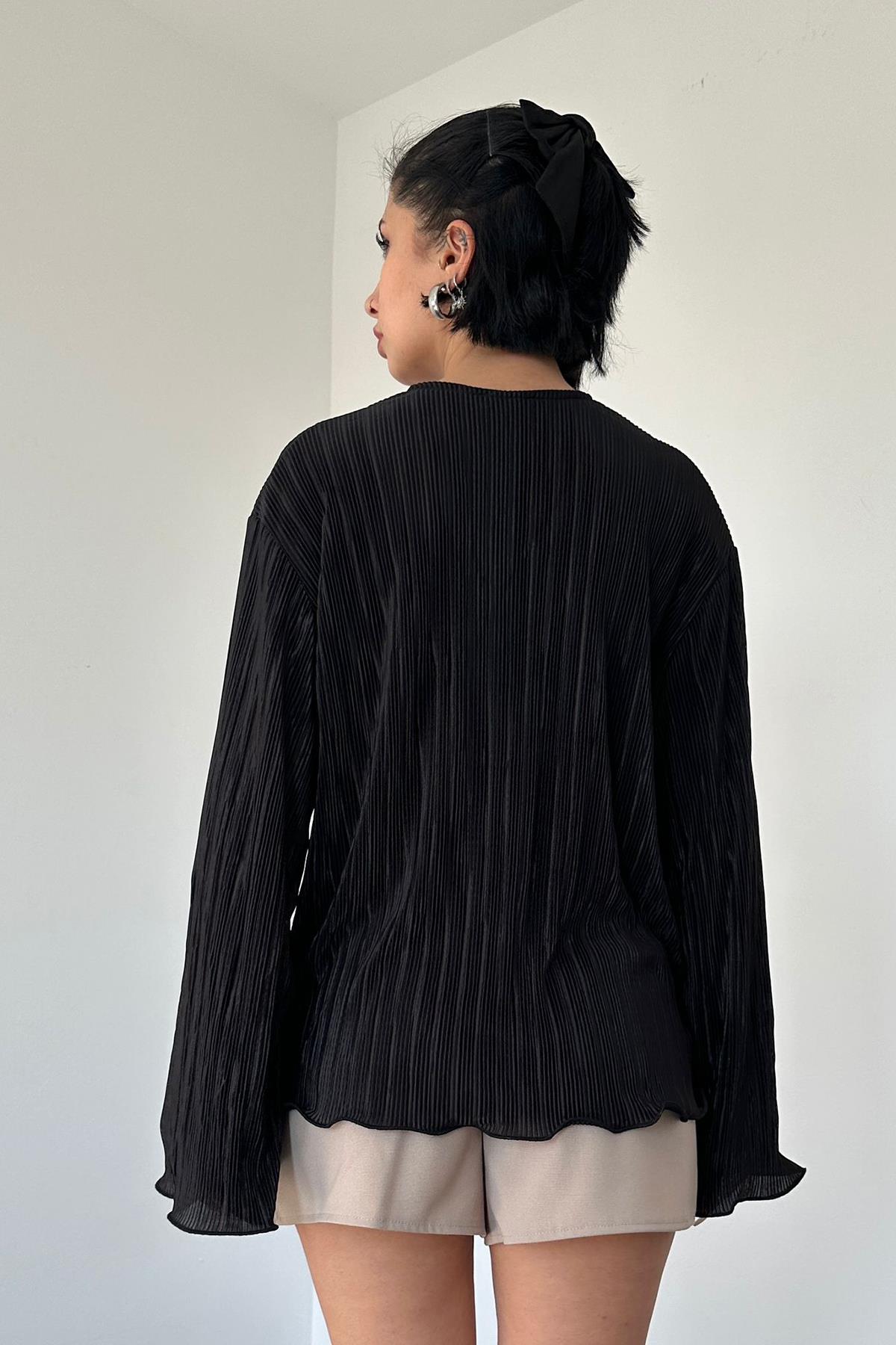 Lace-Up Ribbed Blouse