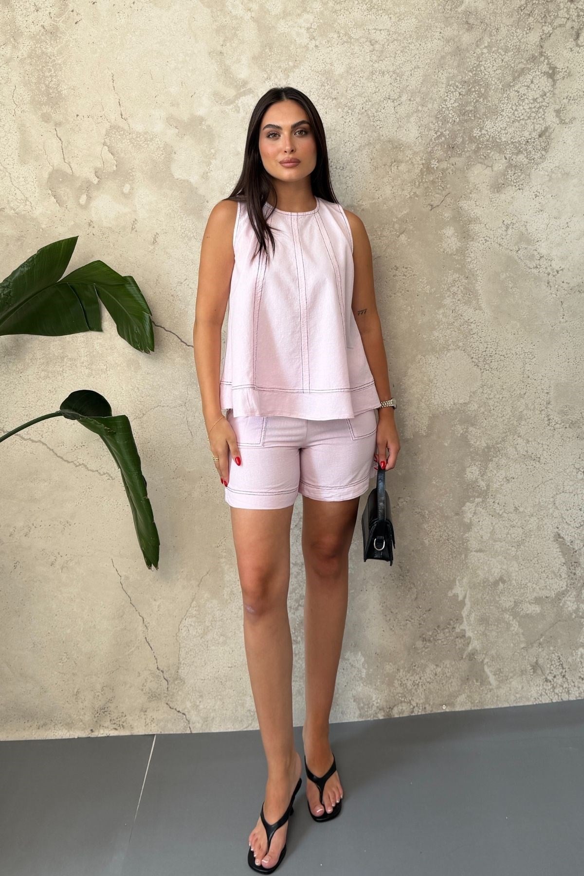 Pembe Boyamalı Dikiş Detaylı Takım