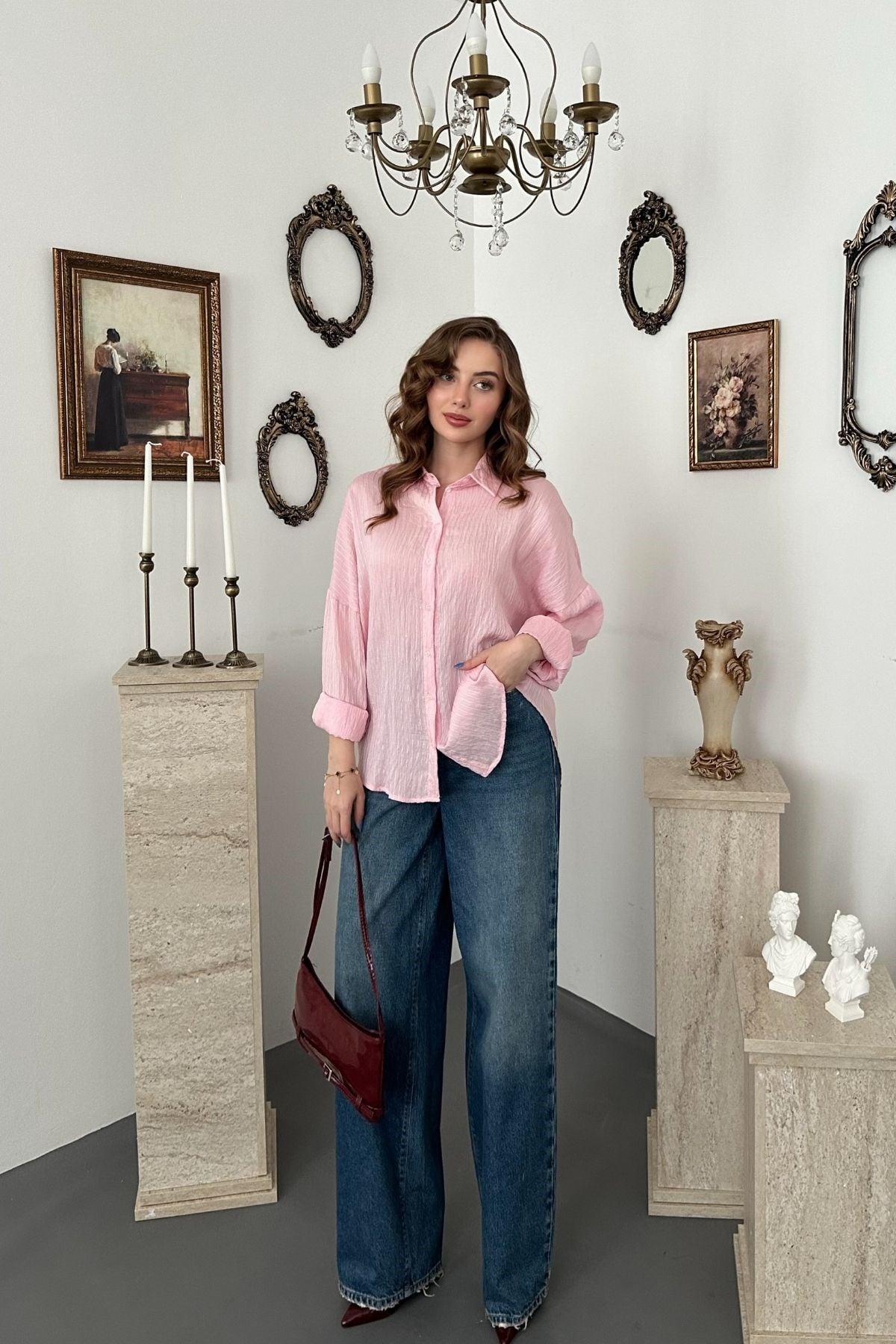 Pembe Nakışlı Oversize Gömlek