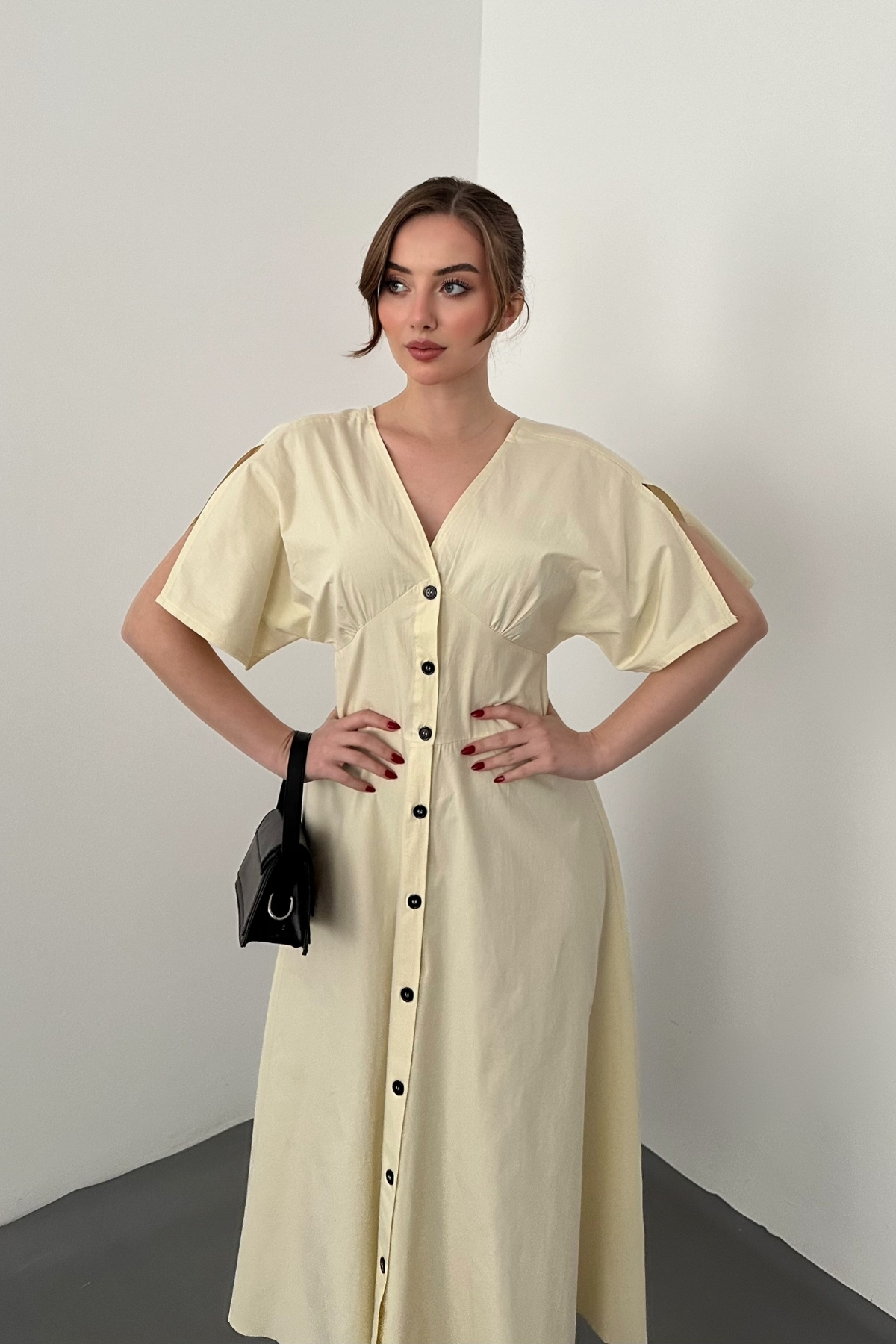 Sarı Düğmeli Midi Boy Poplin Elbise