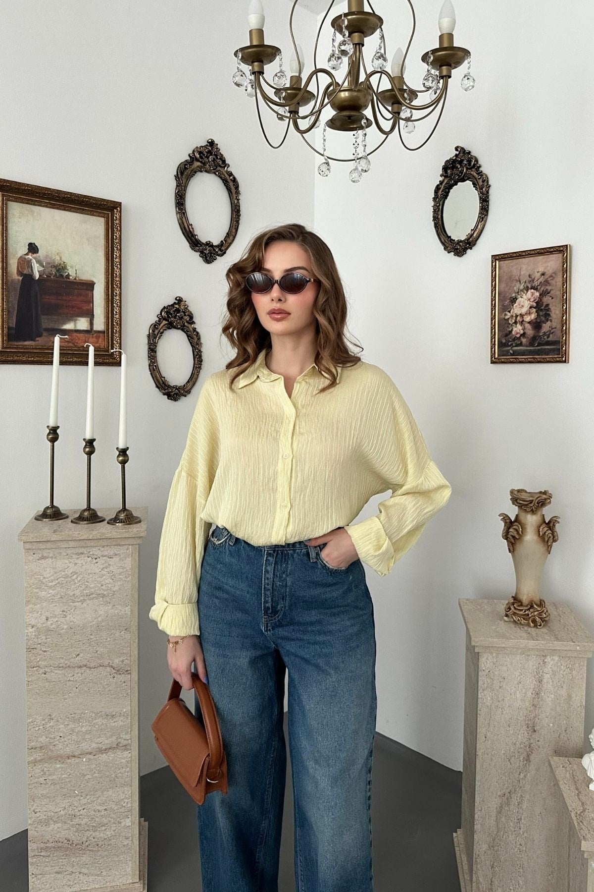 Sarı Nakışlı Oversize Gömlek