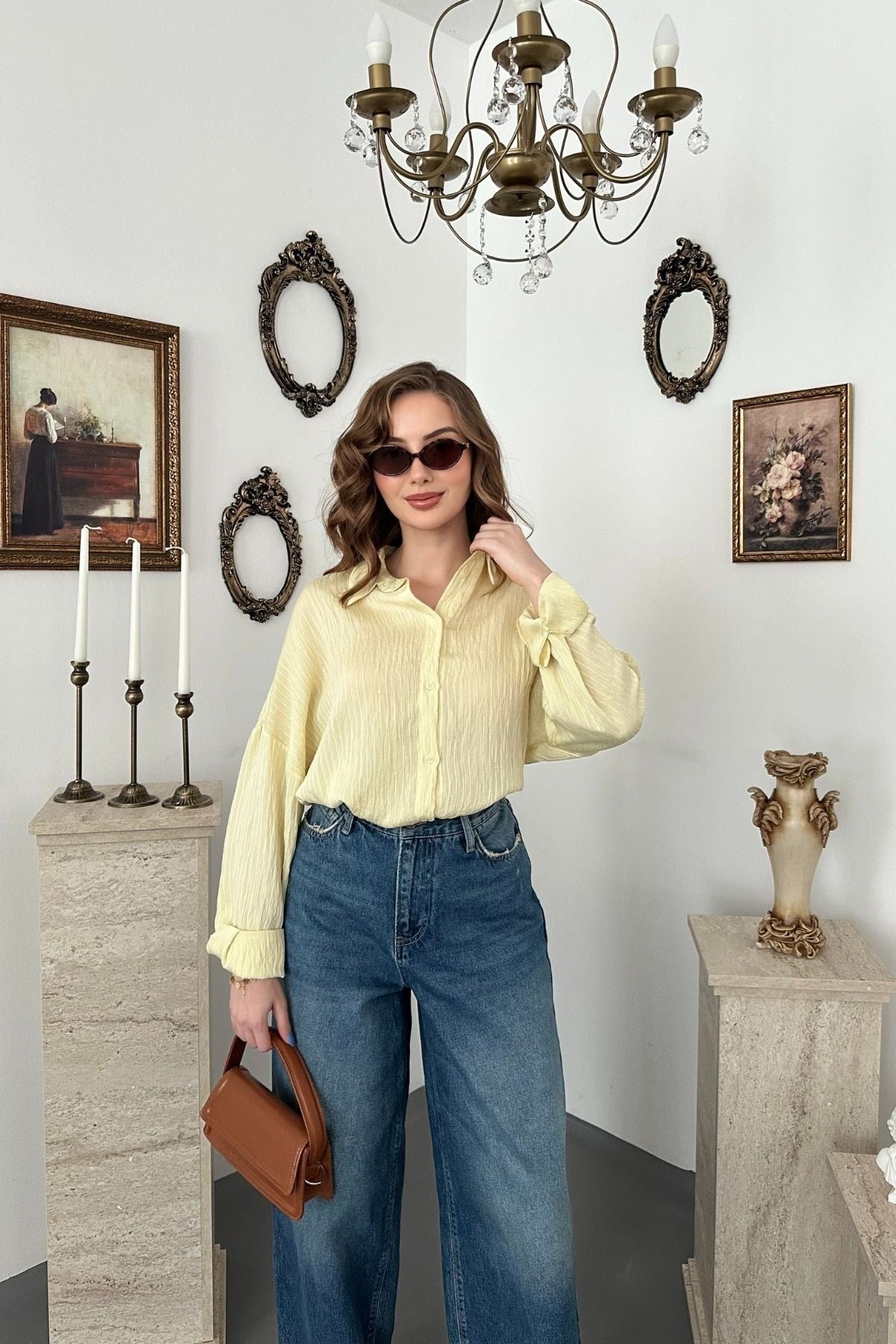 Sarı Nakışlı Oversize Gömlek
