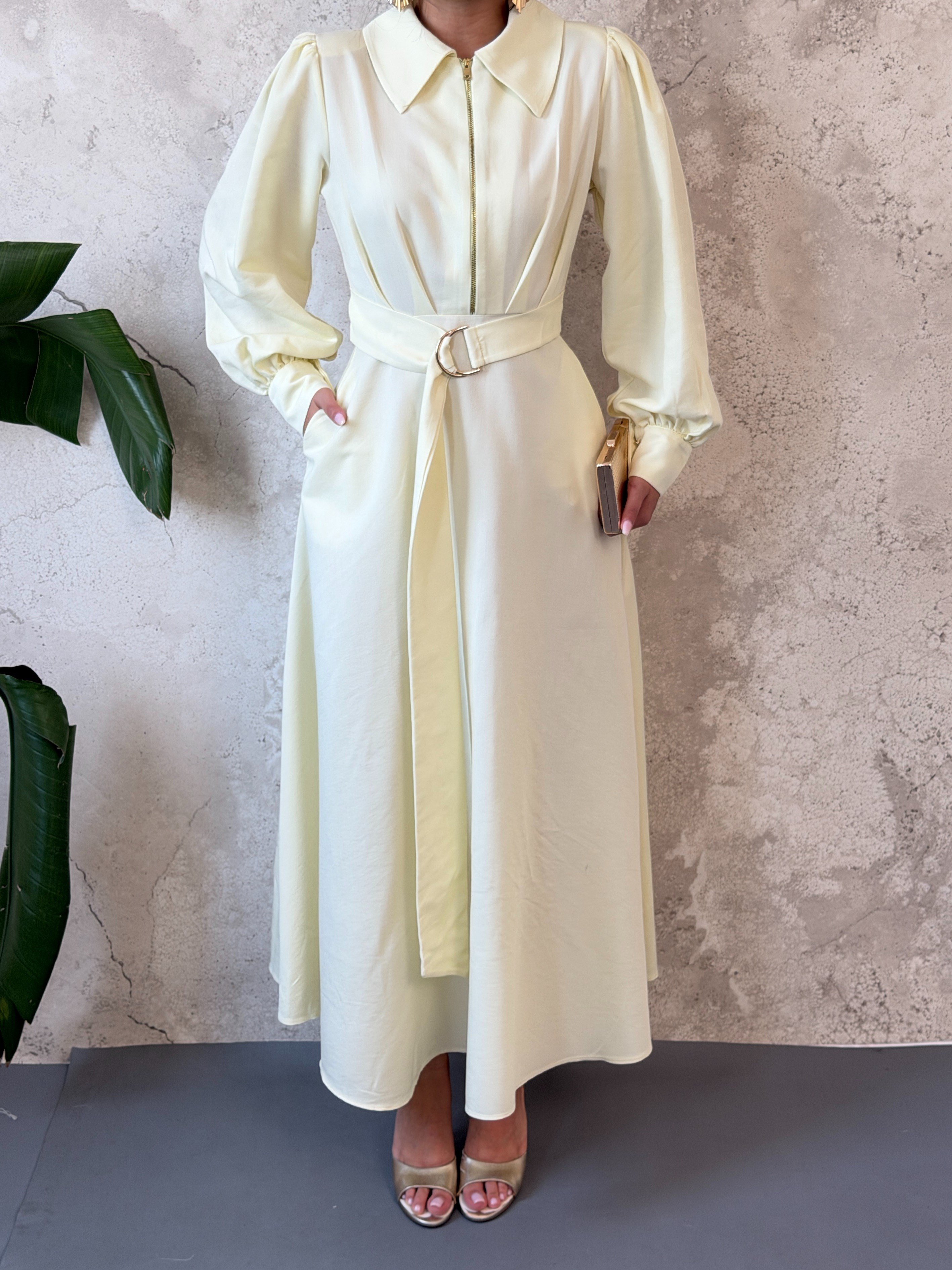 Sarı Pileli Önden Fermuarlı Elbise