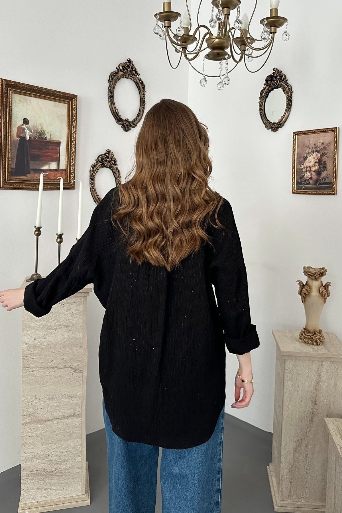 Siyah Nakışlı Oversize Gömlek