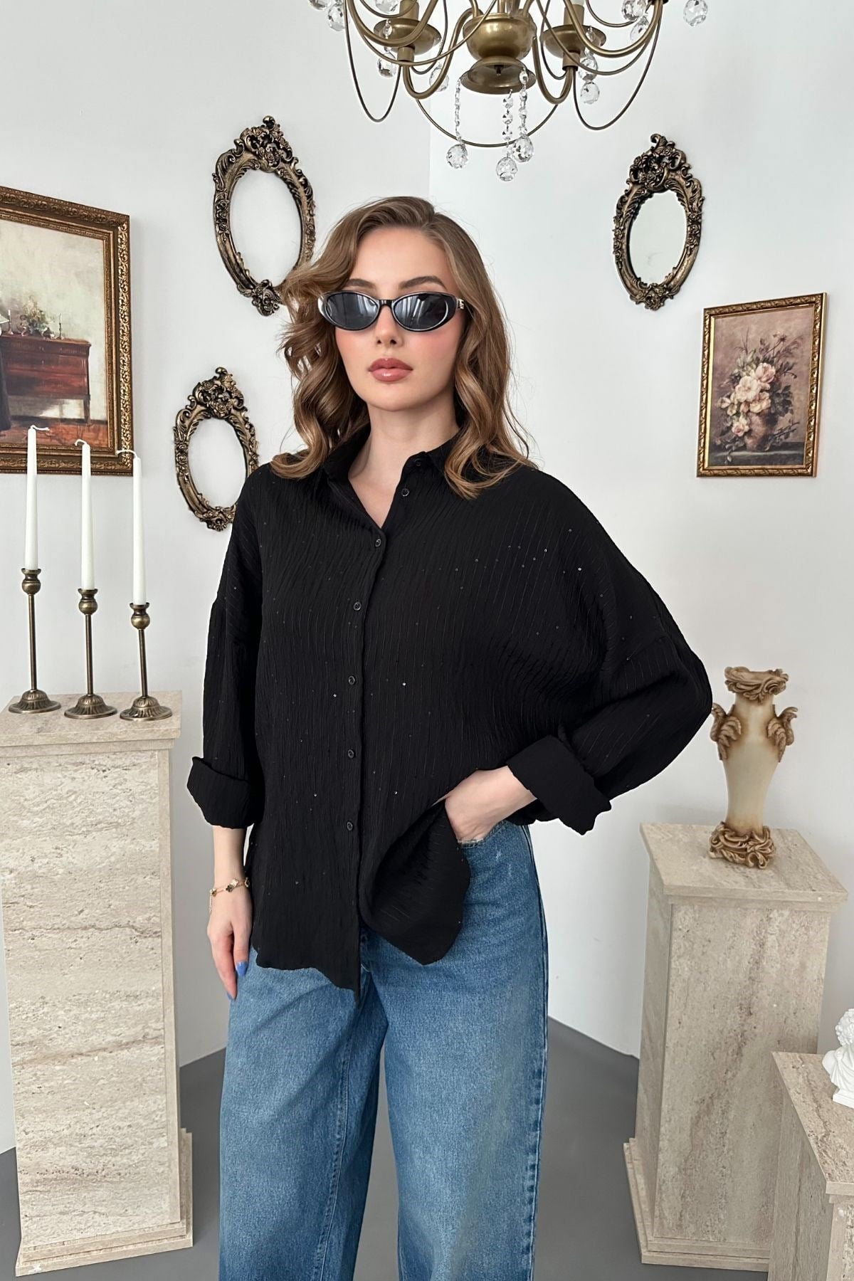 Siyah Nakışlı Oversize Gömlek