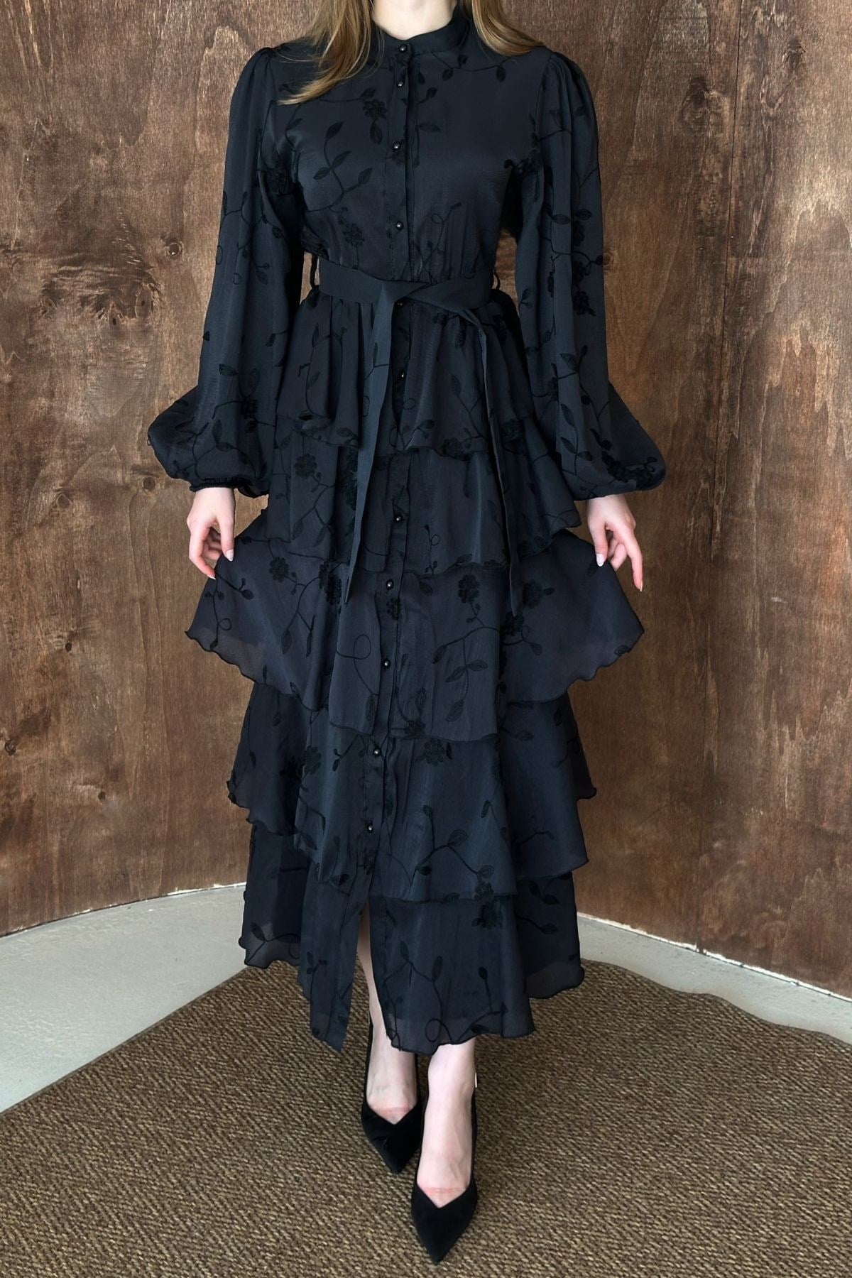 Siyah Volanlı Kat Kat Elbise