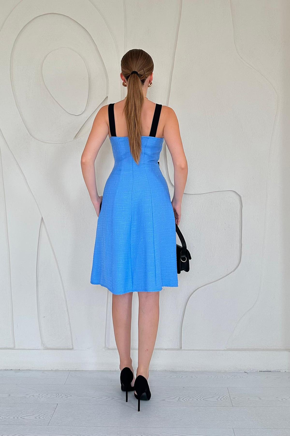 Mavi Süs Cepli Askılı Elbise