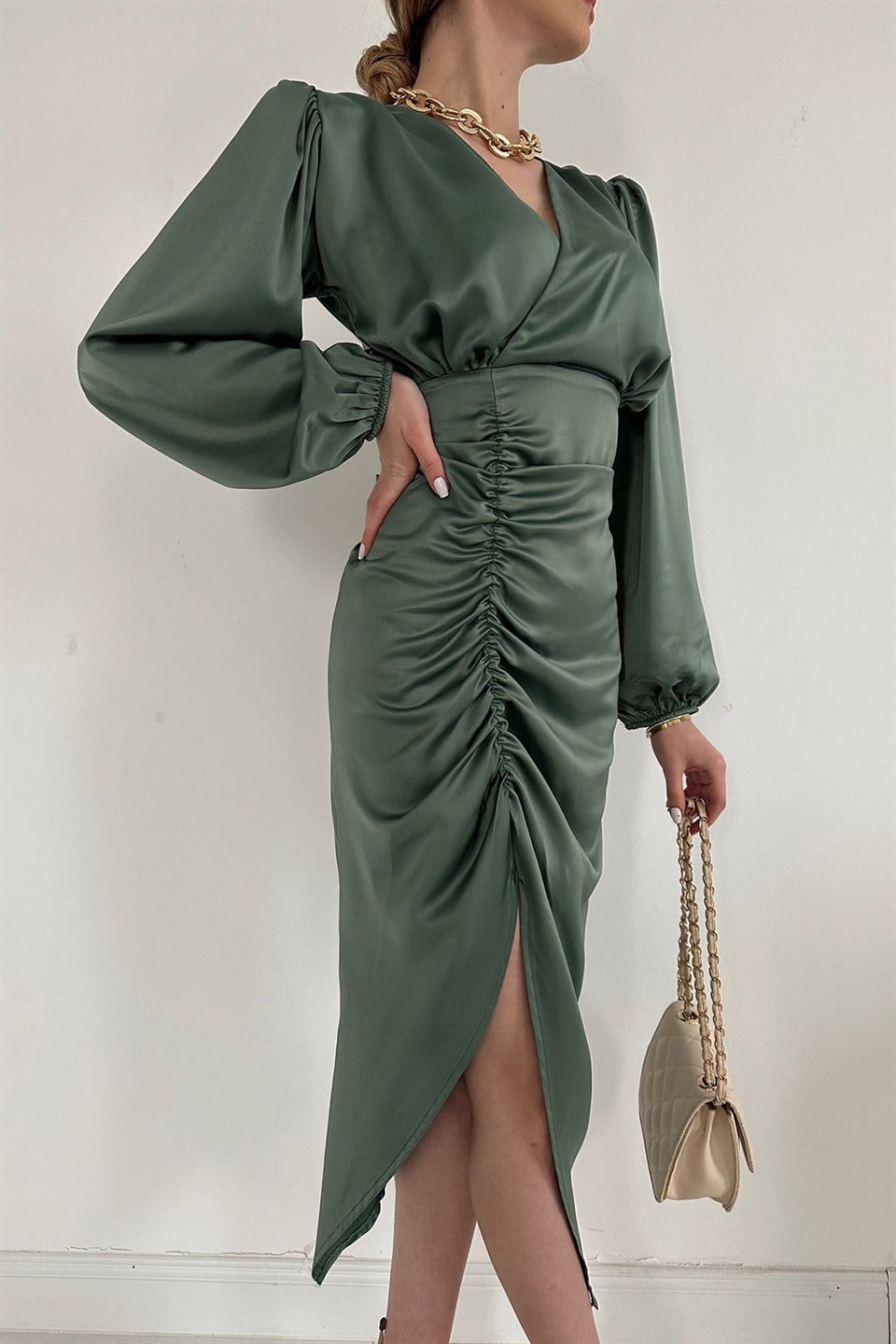 Mint V Yaka Saten Elbise