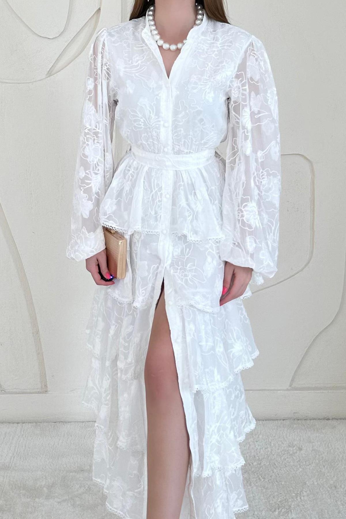 Beyaz Volanlı Şeritli Kat Kat Elbise