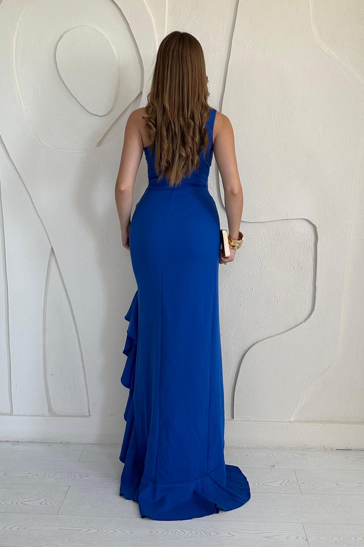 Saks Yırtmaçlı Volanlı Elbise