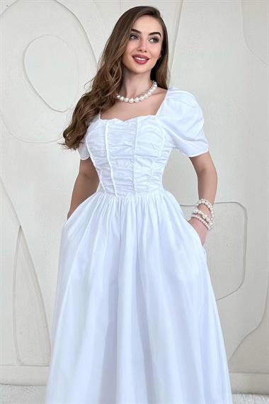 Beyaz Arkası Gipe Detaylı Elbise