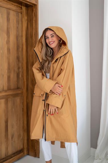 Kamel Askı Detaylı Trençkot