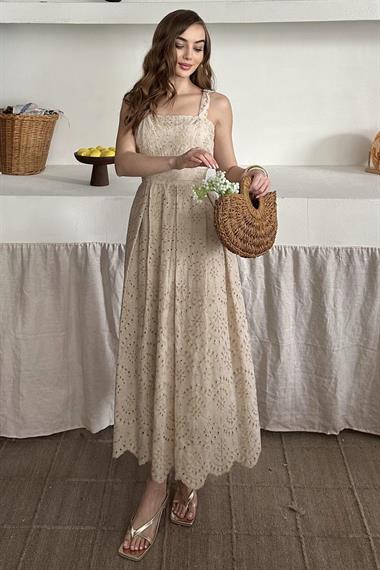 Bej Askılı Aparatlı Brode Elbise