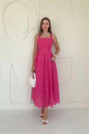 Fuşya Askılı Aparatlı Brode Elbise