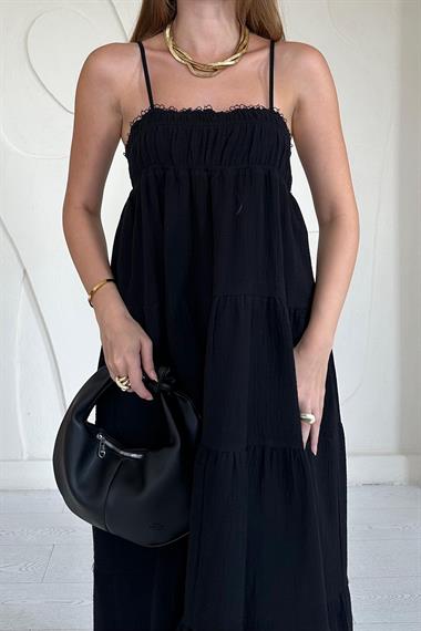 Siyah Askılı Parçalı Müslin Elbise