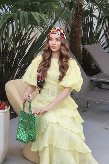 Sarı Balon Kol Detaylı Kat Kat Elbise