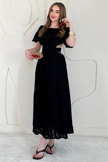 Siyah Balon Kol Kuşaklı Elbise