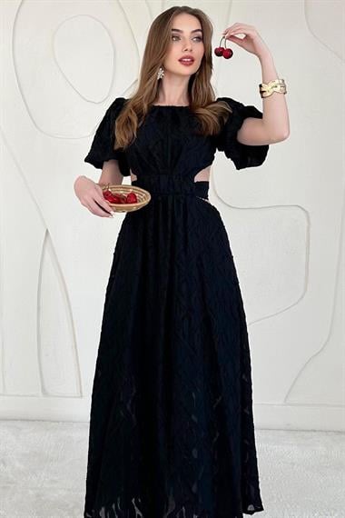 Siyah Balon Kol Kuşaklı Elbise