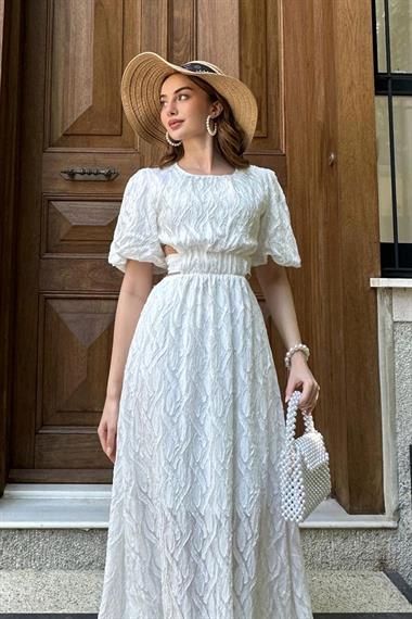 Beyaz Balon Kol Kuşaklı Elbise