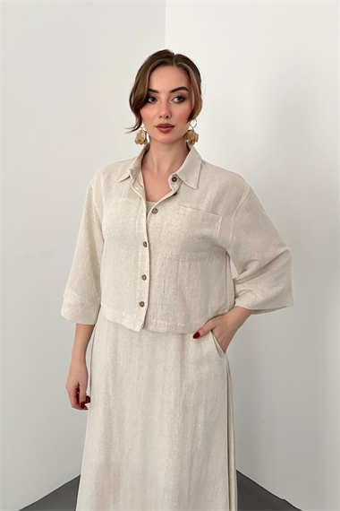 Bej Askılı Elbise Ve Gömlek