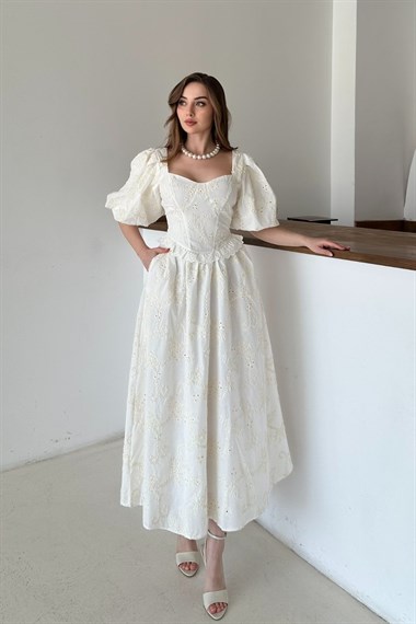 Bej Balon Kol Detaylı Brode Elbise